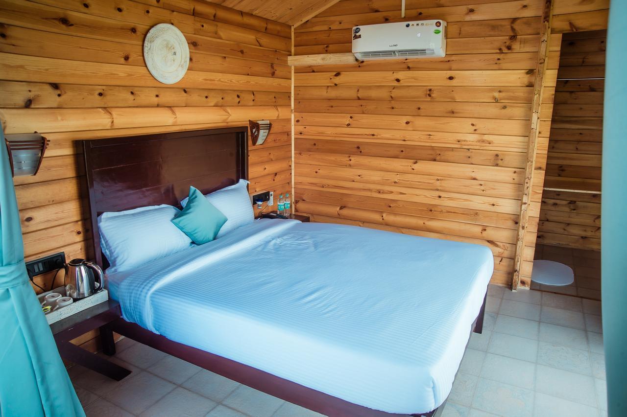 Aria Beach Resort Vagator Dış mekan fotoğraf